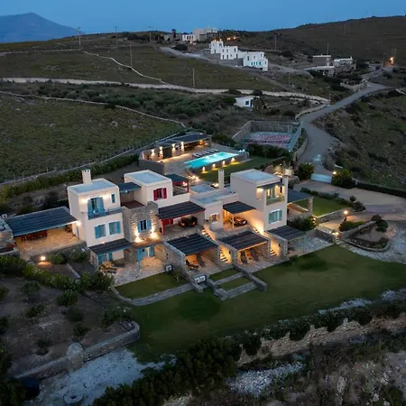 Bella Andros