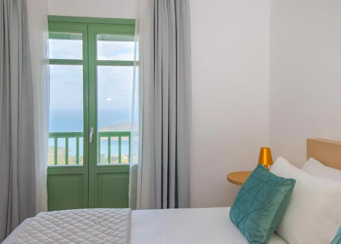 Bella Andros Kato Fellos